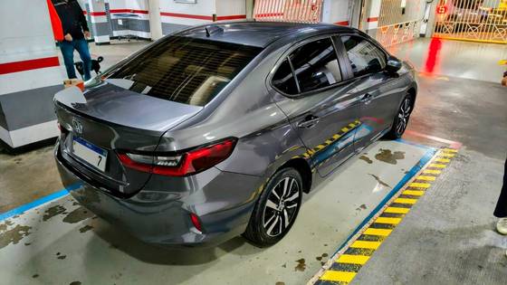 HONDA CITY 1.5 i-VTEC FLEX TOURING CVT HONDA CITY 1.5 i-VTEC FLEX TOURING CVT
